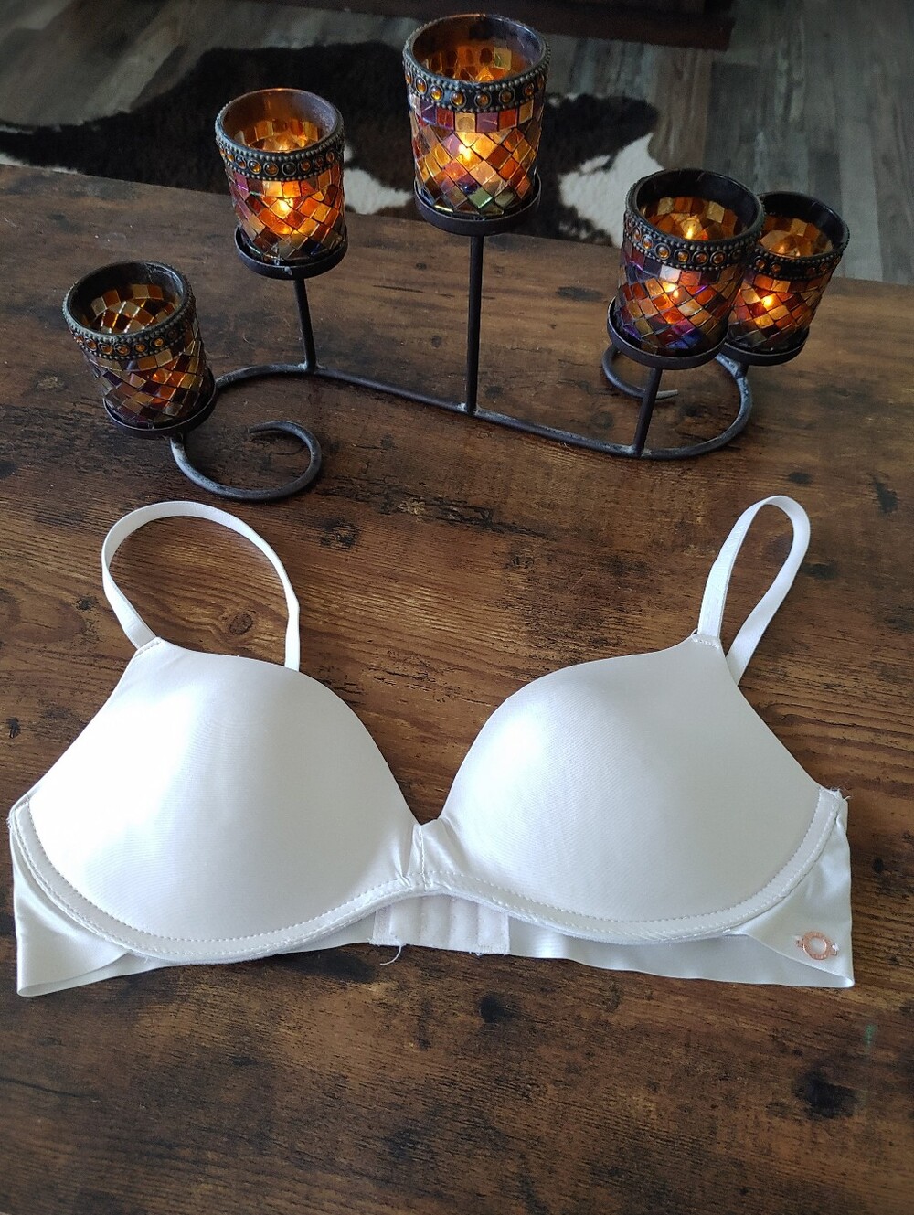 NWOT 34B Danskin Intimates Creamy Beige Padded Wirefree Gorgeous Bra